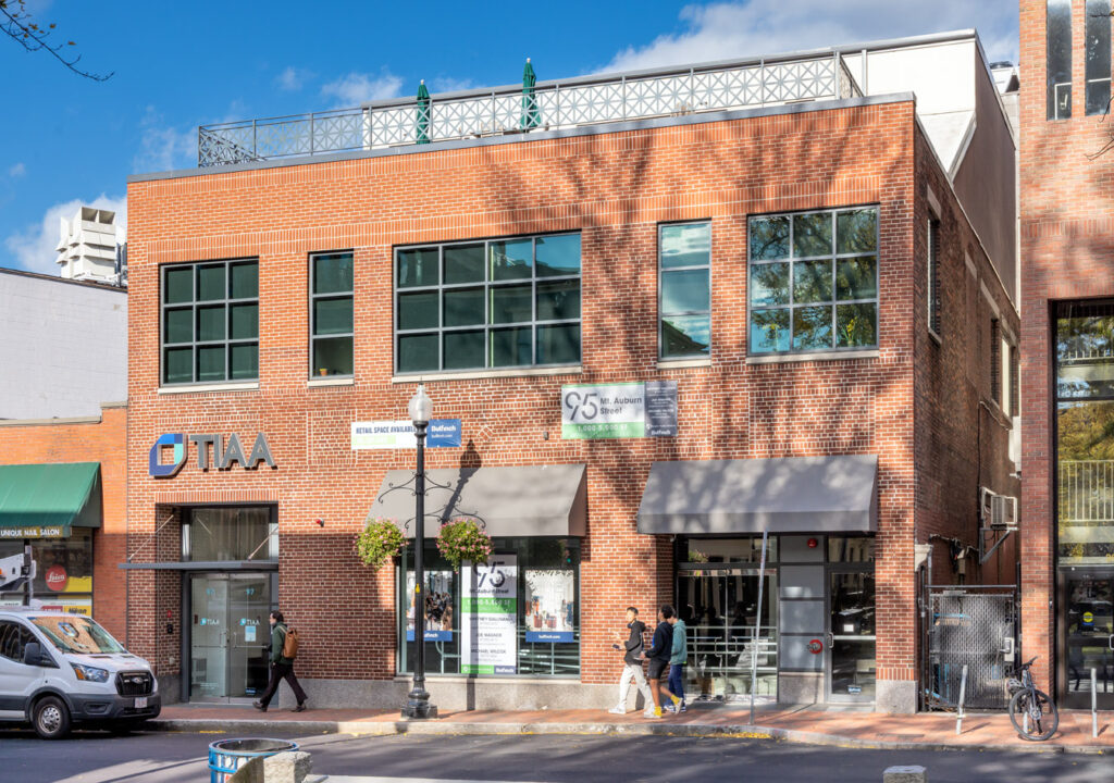 95 Mount Auburn Street